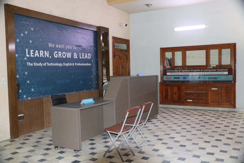 USECS women Campus