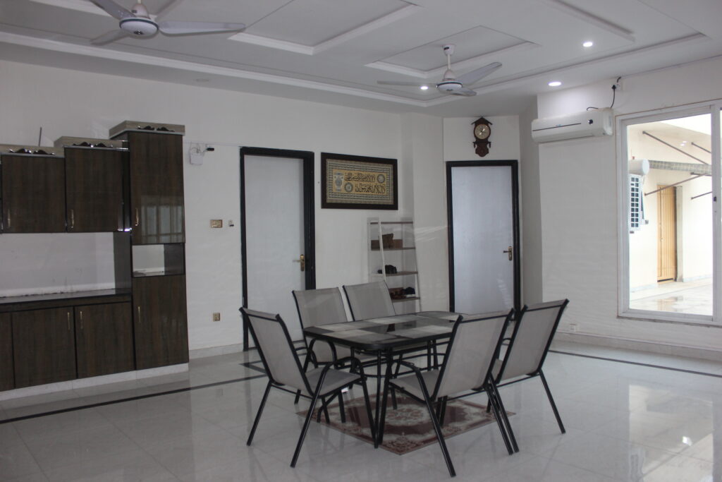 USECS Student residence Dininig area