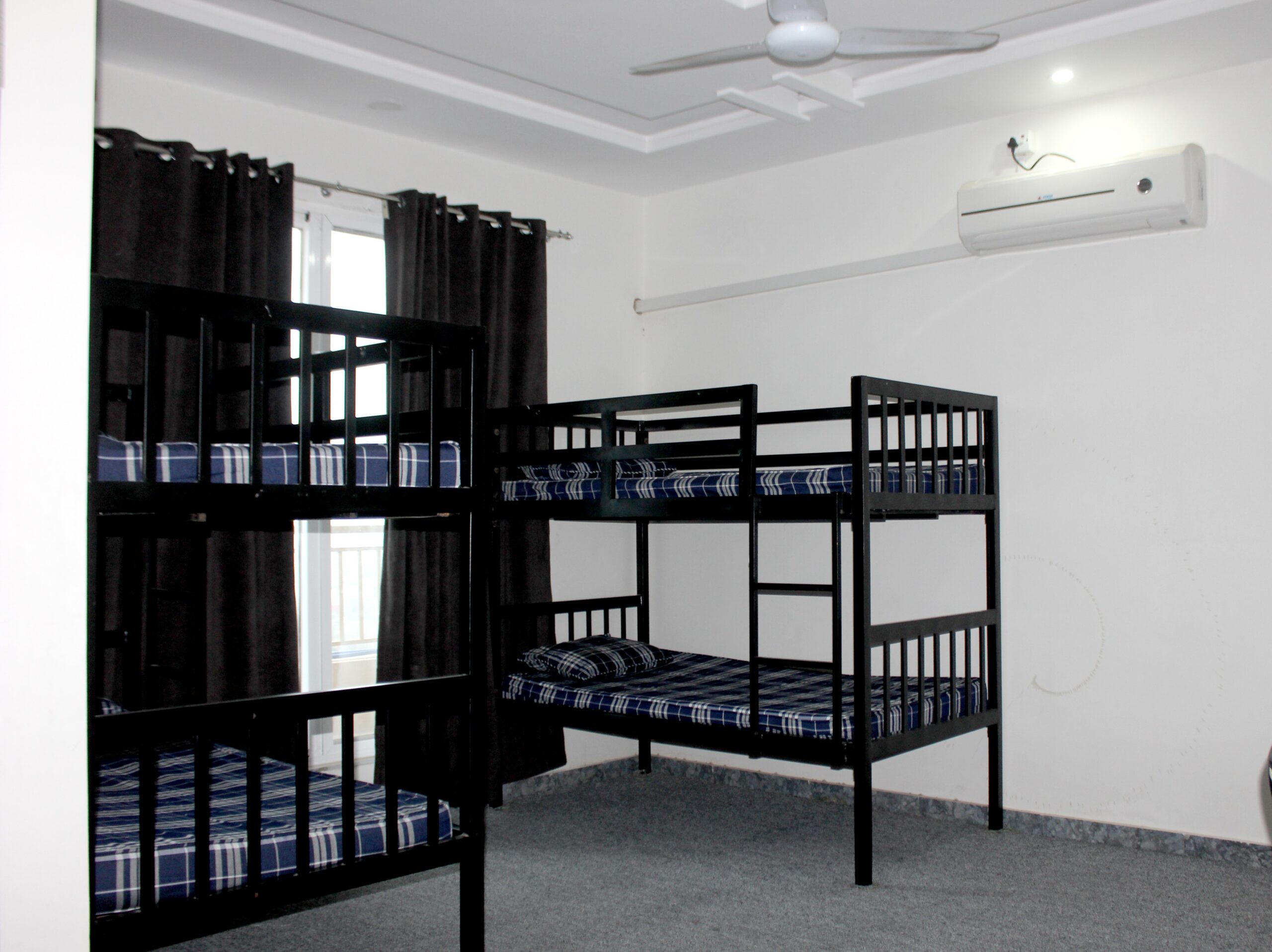 Premium bunker rooms at USECS